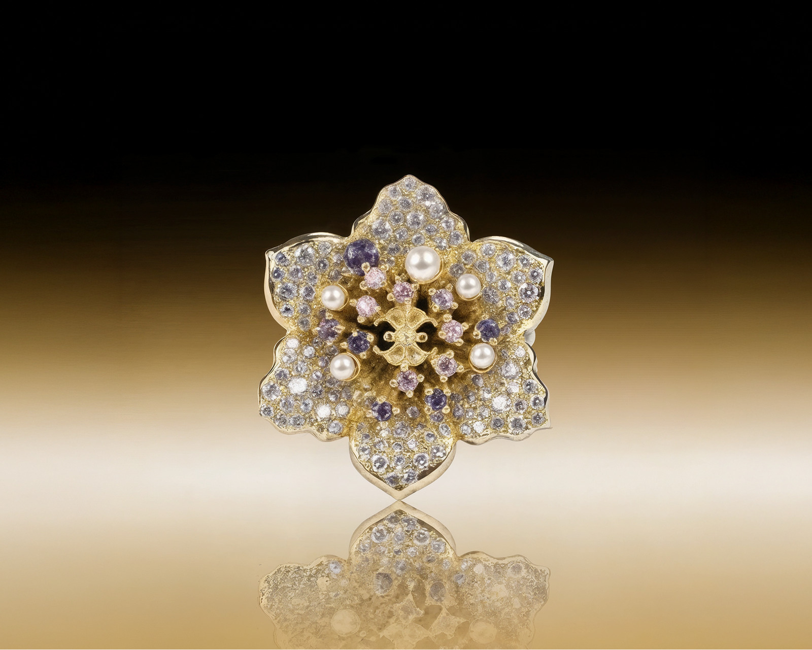 Pearlmano Flower Ring